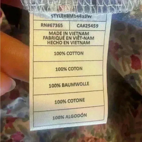 Women’s Floral Steven Madden Blouse - Picture 4 of 6